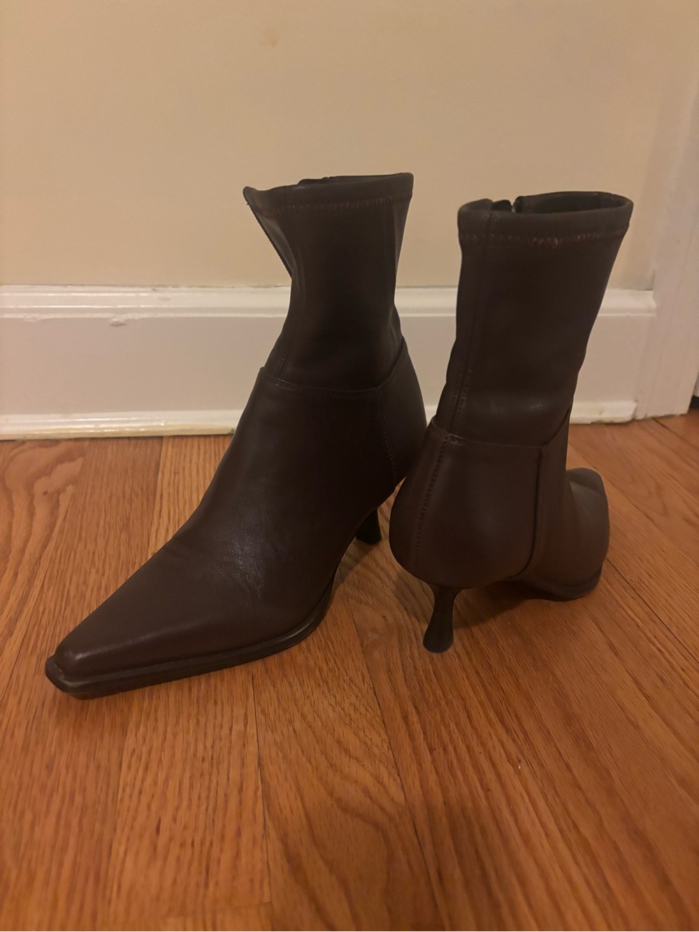 Steve Madden Brown Pointed Toe Kitten Heel Ankle Boots